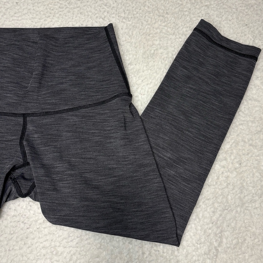 Lululemon Women Heather Gray Wunder Under High Rise Crop Leggings - Picture 2 of 11